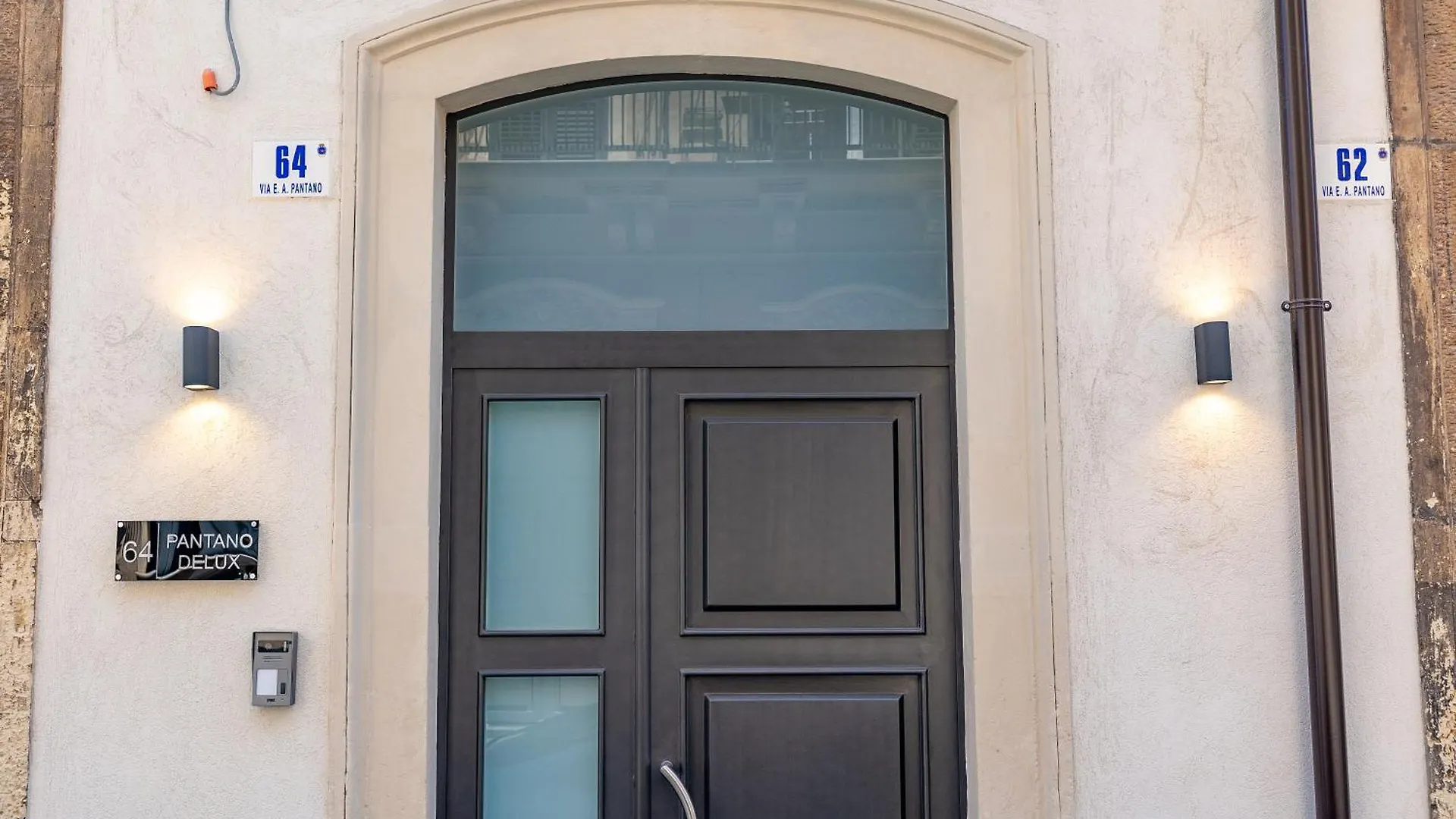 64 Pantano Delux Apartment Catania