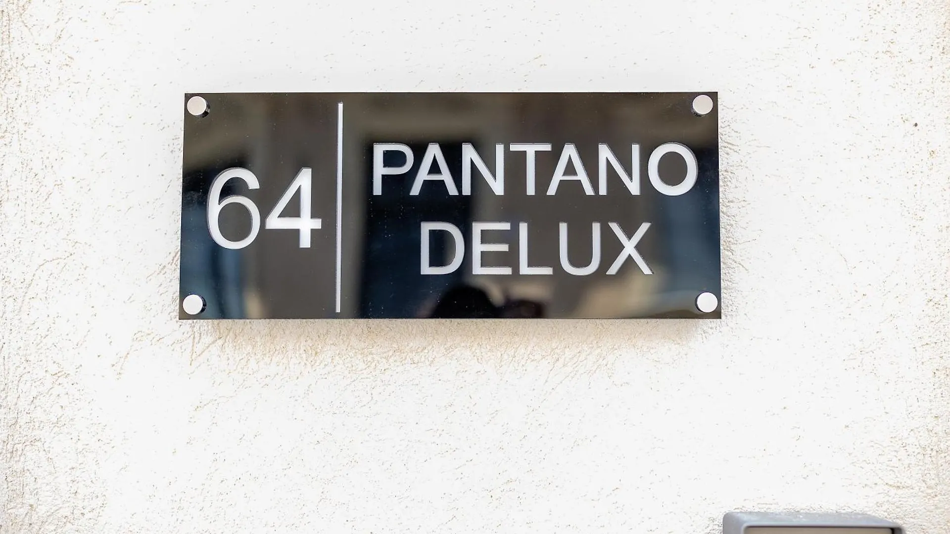 64 Pantano Delux Apartment Catania 0*,  Italy